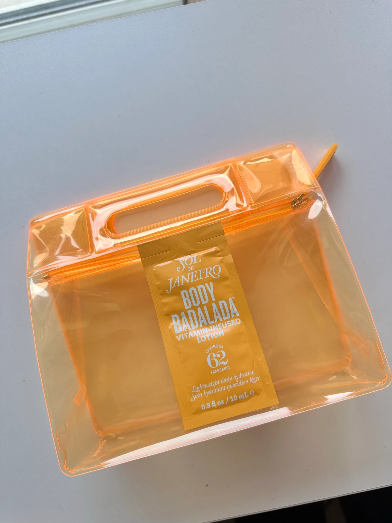 Pochette Sol de Janeiro 🧡